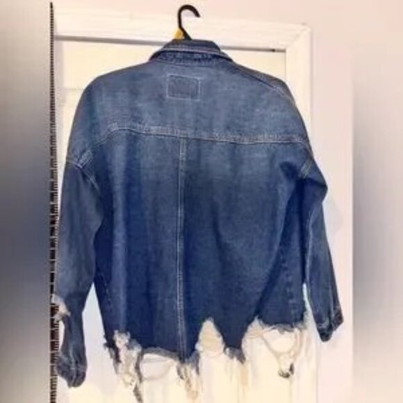 Jacket brand new nwot rare thrashed ladies M Distressed Denim - Picture 8 of 14